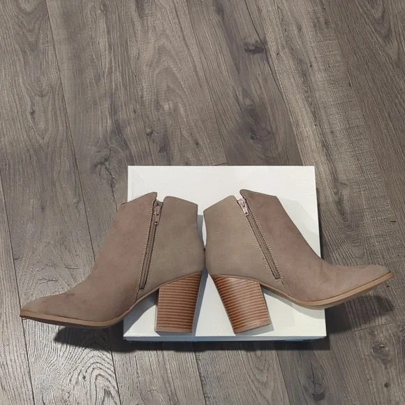 SUN and Stone Boots Suede Heeled Zipper Closure GRACEYYF Design - Picture 3 of 8